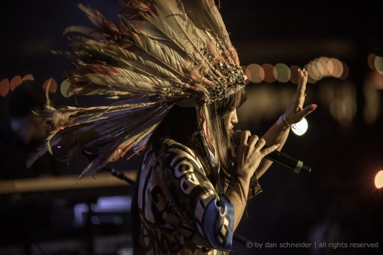 aura-booking.com - Aura Dione Official Booking Website