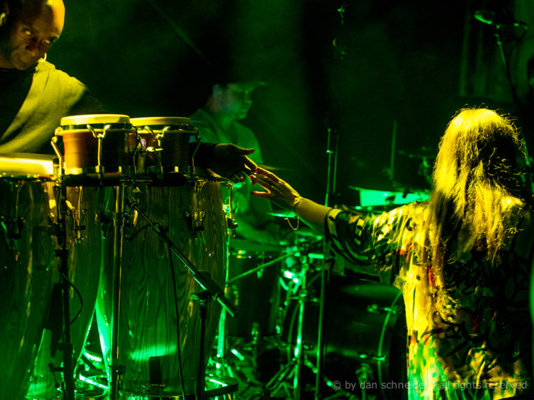aura-booking.com - Aura Dione Official Booking Website